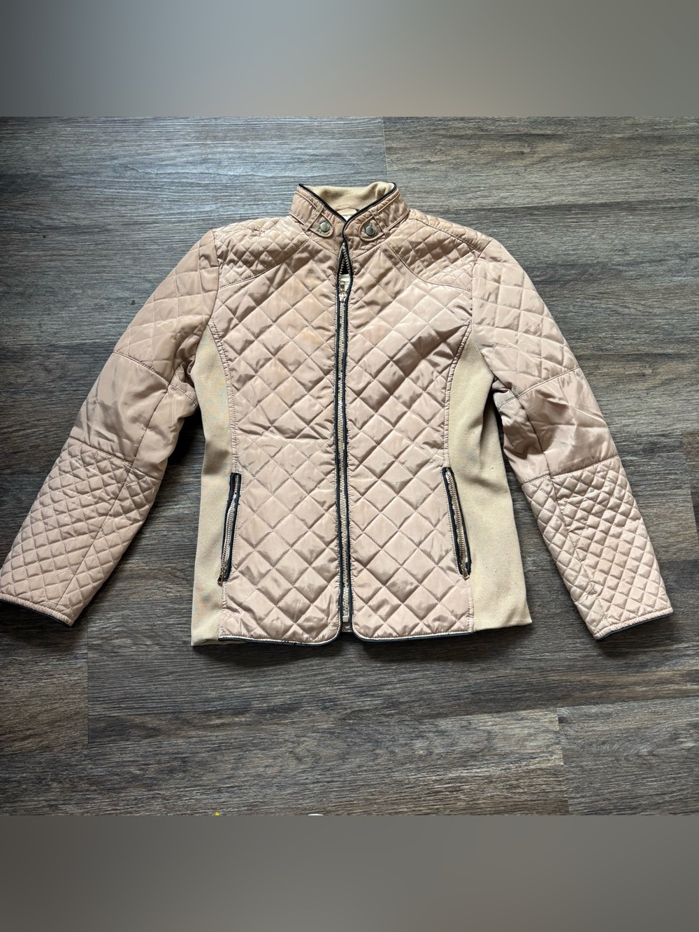 Quilted Beige Women's Jacket - Classic Stand Collar